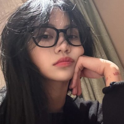 sonnetserenity's profile picture. she overdose on yuan yiqi obsession.