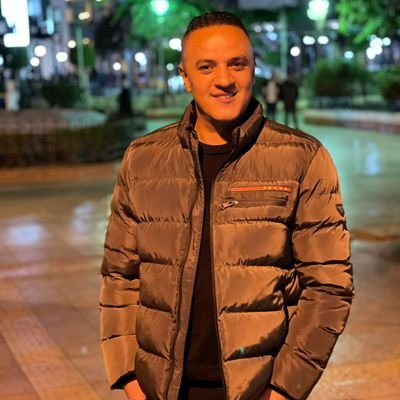 (لاعب كرة قدم سابق)
لا تجادلني في حب الأهلي حتي لاتخسرنى
إذهب وحب ما تريد فاليوم أنا أحبه وغداً أنا أعشقه وإلي الأبد سيظل الأعظم بالنسبه لي
تحيا مصر تحيا مصر
