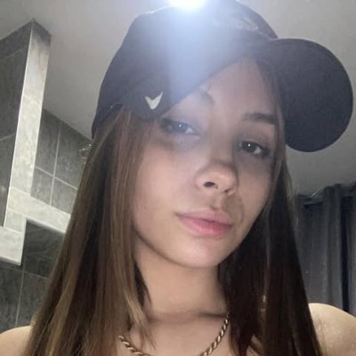 Animal lover .Here to find a positive man serious with his intentions