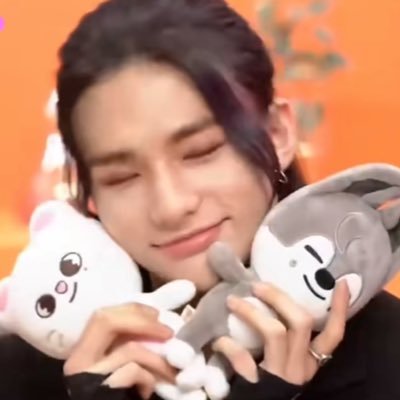 ………….. 🐺🥟。ケ ミ🐰🐶・🥟🐶。20↑。..………… ┈23.2.25︎︎︎︎︎︎︎︎︎︎¦9.2~3アプグレ¦12.9KBS¦12.10🐺👋🏻¦12.22Mステ¦24.4.28¦11.14-16¦25.3.15🥟✋🏻¦5.11🏟┈