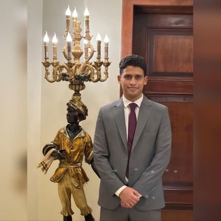 _{فاطر السماوات والارض أنت ولِيِّ في الدنيا والآخرة تَوَفّنِي مسلماً وألْحِقْني بالصالحين}🤲🏻♥️
DON'TCallMeJoe.
#Pisces♓
🇵🇸