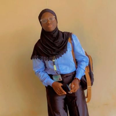 AdeAdeblessing's profile picture. Always eager to learn 😊💯