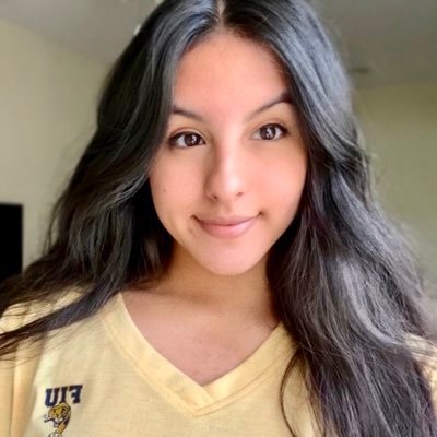 isamartinezbarr's profile picture. Student Journalist at FIU || Love to travel and create memories✈️ || Proud Colombian🇨🇴