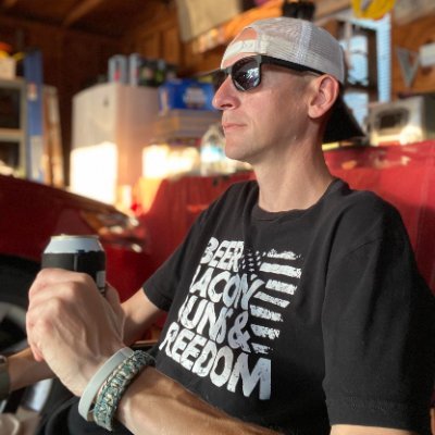 joshratcliffe's profile picture. Graphic Designer and Beer Drinker.