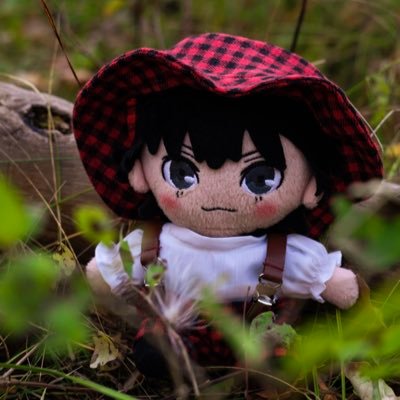 || they/them || Joker Persona 5 || Mama Enjoyer || Average Sylvain Fan || Hifumi Stan ||