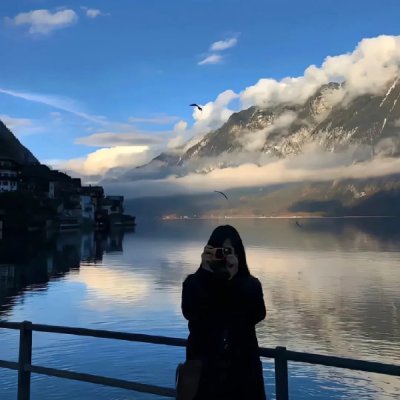 cherry_zxaaaq's profile picture. If you have sunshine in your heart, you will discover that there are still many beautiful and good things in this world for you to look forward to and yearn for