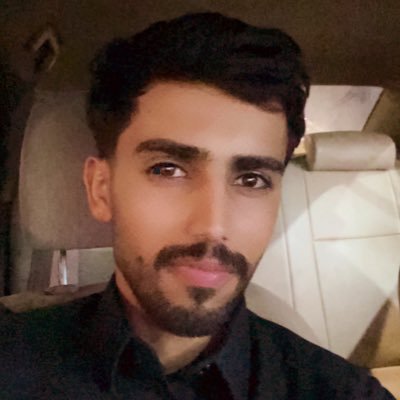 ي رب💔 قال تعالى { قُل لَّن يُصِيبَنَآ إِلَّا مَا كَتَبَ ٱللَّهُ لَنَا…..} ''' ابن لأب عظيم رحل الى دار ربه .