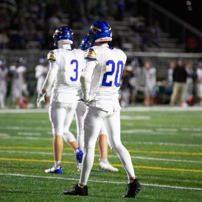 Lake Forest 2026 Starting Varsity |DB/WR ||6’3 190|| 5.06/5 GPA|| aedanjcassidy@gmail.com|| 847-513-4148|| https://t.co/hbKcQ08Cjr