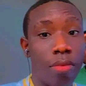 fman419's profile picture. Just like been my real sef 😎
Always cool to approach at anytime 😊