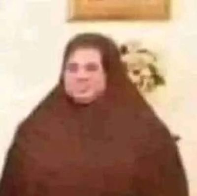 عندي 80 سنة بس لسة شباب وبدور على زوج مناسب
#ابو_عبدو_في_القلب
بحط لكل اللي عندي ازازة زيت زيادة في التموين