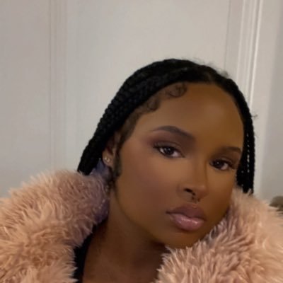 curlyintrovert's profile picture. JST  | 💗