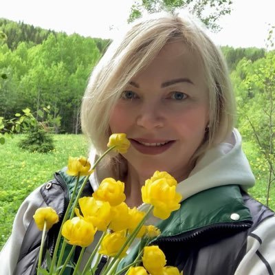 aynomayac's profile picture. Manager @dklattenhoff, Music Supervisor, Film&TV, Event Productions & Talent Bookings, A proud wife and mother of three 3 kids. animals lover.