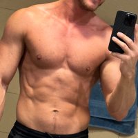 Paully (@paullybttm) 's Twitter Profile