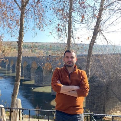 Dinleyen,soran,öğrenen...
D.Ü MEB coğrafya 🌍✨
