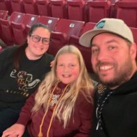 Nikki Schneider (@nicollettelee) 's Twitter Profile Photo