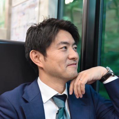 鶴山淳志 Profile