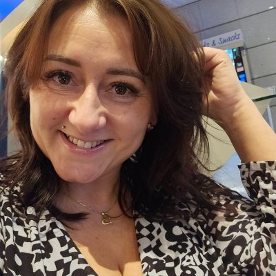 I am new here on this site and I am looking for friends to talk to