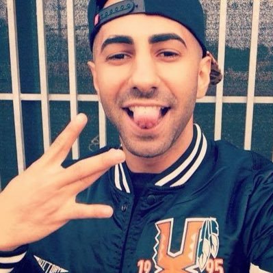 24. ex-(single father). astrophysicist. alhamdulillah 🇸🇩🇨🇴🇧🇫 #forthedistrict #raisehail