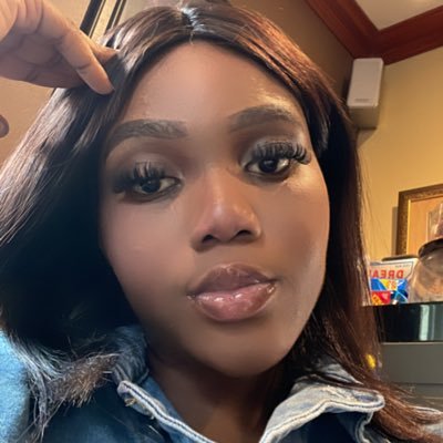 minagyam's profile picture. Just vibing under God’s favor ✨🇬🇭🇺🇸