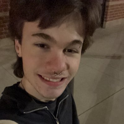 blesscherrypie's profile picture. do you know this theater is haunted?