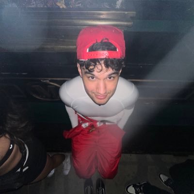 DarianLara4's profile picture. Devout @Kumon_NA Hater