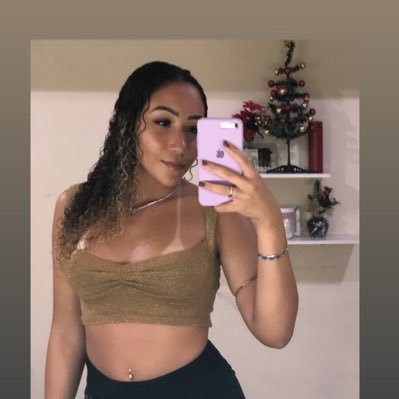 Anah93006455's profile picture. flamenguista!!❤️🖤