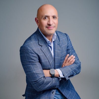 Abogado, Especialista en Debido Control Normativo (Compliance). Miembro de ANADE y de la Asociacion de Abogados del Valle de México.