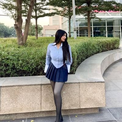 Nidhi2409's profile picture. 24 bangalore 🎉🥳🎈