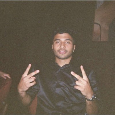 chiragkh's profile picture. Certified baddie