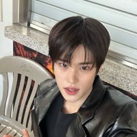 리본🎀 (@ri_bbony) 's Twitter Profile Photo 리본🎀 (@ri_bbony) 's Twitter Profile Photo