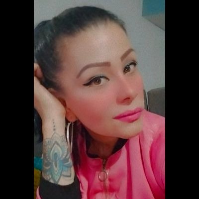 crystelcastro_'s profile picture. 