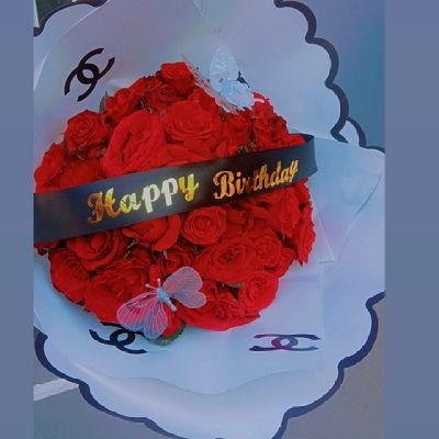 we curate gift hampers, bouquets,room sets-up and engagement proposals according to your preference and budget
0992709951