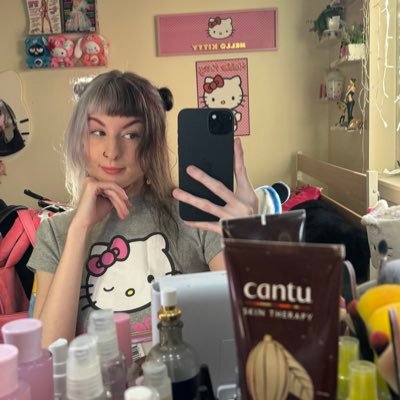 hi babies ;) welcome to my private page, I hope you enjoy ^-^ ♡ 18+ MDNI $30 entry fee!! don’t request without money or blocked!!!