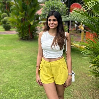 rutuja_vakharia's profile picture. 