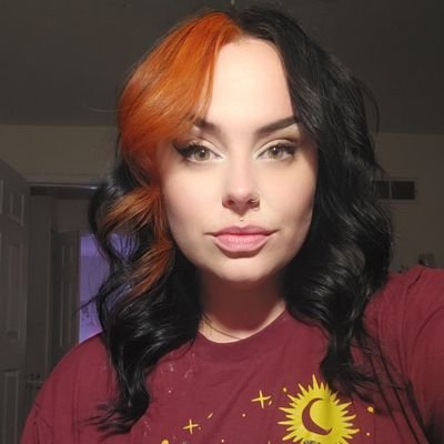 Passive aggressive reclusive asshole. Walking Tornado. 
I like stuff and I do things. 
Music makes me the happiest!
mom life !