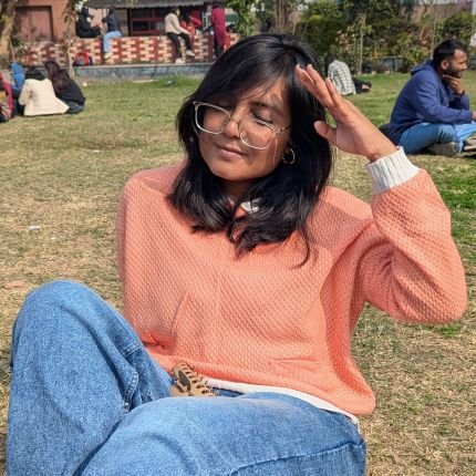 chalbeymomo's profile picture. MBA specialisations: problematic opinions, cribbing, & coffee