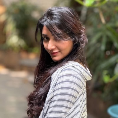 Arshiya66's profile picture. JOURNALIST