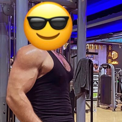 Sporcu libidosu yüksek bir genç ✋ Swinger eşli herşey var 💯