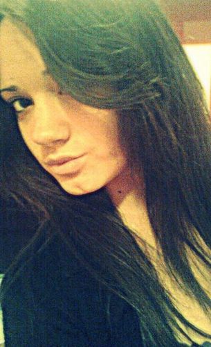 EllaHughes1's profile picture. 