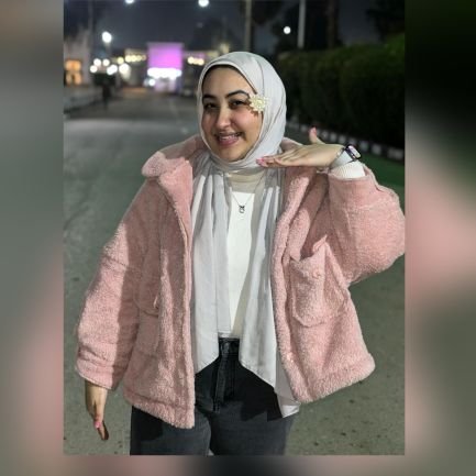 Pluto_4590's profile picture. «لولا  أنّ القلوبَ تُوقنُ باجتماعٍ ثانٍ ؛ لتفطّرت المَرائرُ لفِراقِ المُحبّين.».
الى مَن يسكن طَيَّاتٌ القلب  طبت حياً و ميتاً🌿