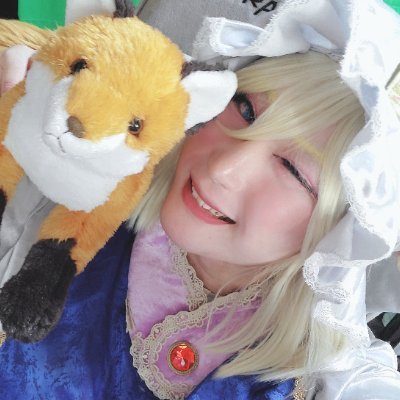 ⚠️コスプレメイン⚠️
すいこ/すいすいとでもお呼びくださいね。
同人誌かきかきは一旦休止中✒️日常のつぶやき多め。サッカーは🦢