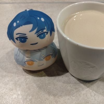 こちらは取引垢になります。
ビバレンメインでお取引致します。
回収中→ビバレン:イッセイ、めぐる(絵柄により、ナゴム・ミオ・カズ)
浮上時間:午前0時〜2時,8時台,12時台多め
ツイフィは更新予定です。
多忙のため、週一浮上とさせてください…