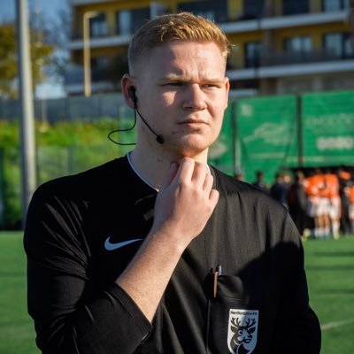 Media & Stream Team @Middlesex_CCC Proud scorer of a bicycle kick in 5 a side The views expressed here are mine and don’t reflect the views of my employer.