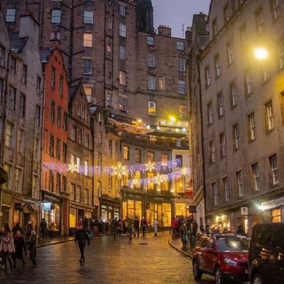 dafenix43's profile picture. La vida es larga cuando tienes mucho que lamentar porque, un momento puede durar una eternidad si sabes cómo tendría que haber sido...