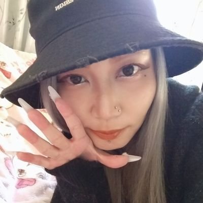 fSePQDPqYp57376's profile picture.