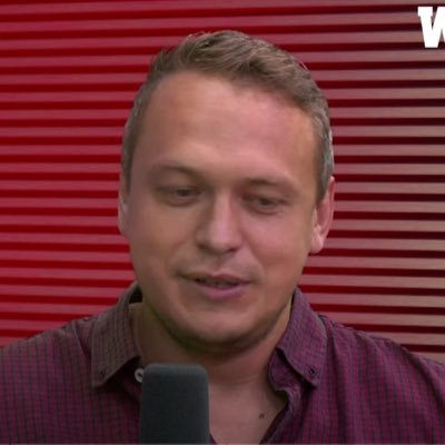 Journalist, RWE-Reporter für die WAZ, früher @RevierSport @funkesport, AufAsche-Redakteur, Buchautor, Kreisliga-Legende