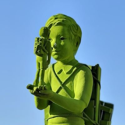 Weder Links noch Rechts aber für alle da die es ehrlich meinen.