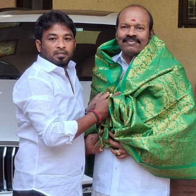 அதிமுக செங்கல்பட்டு மேற்கு மாவட்ட தகவல் தொழில் நுட்ப பிரிவு துணைத்தலைவர் M.நரேஷ் கார்த்திக் MBA
@ M. மகேந்திர குமார்