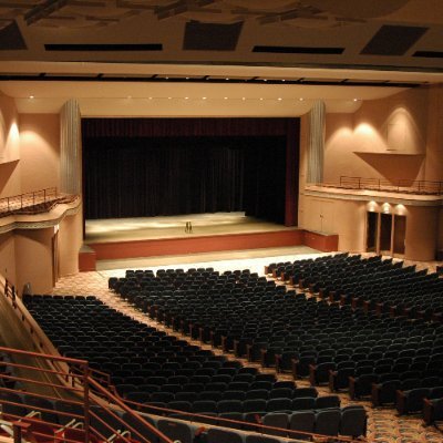 TPAC is Topeka's premiere location for Concerts, Touring Broadway Shows, Comedians, Dance and Artists... and hosting meetings, socials, weddings and receptions.