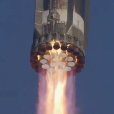 efinfaust's profile picture. I'm like water, I become the cup
;)